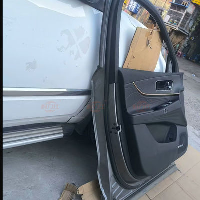 Original disassembled parts of the left and right doors of C-h-ery Tiggo 9