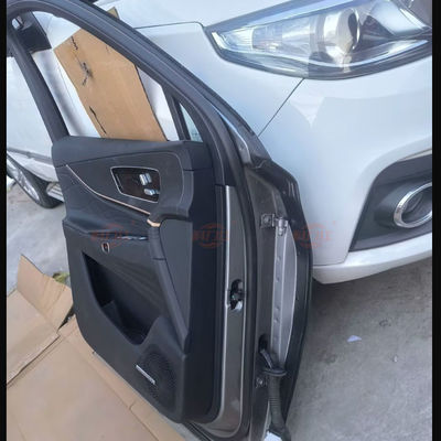 Original disassembled parts of the left and right doors of C-h-ery Tiggo 9