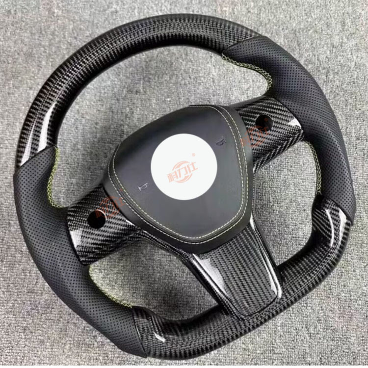 Custom-made Carbon Fiber Steering Wheel Modification For T-e-s-la M-odel 3 / y