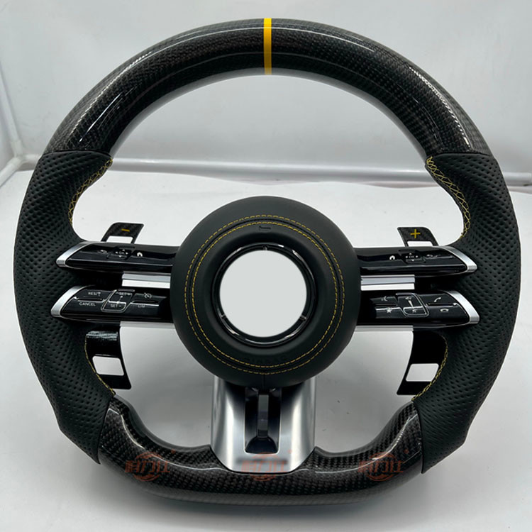 B-e-nz's Full Range Of Genuine Leather Peachwood Carbon Fiber Steering Wheels Have Been Modified